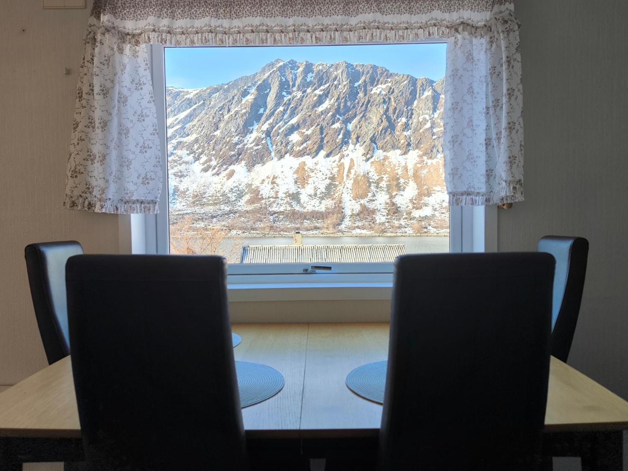 Вилла Hus Gryllefjord Экстерьер фото